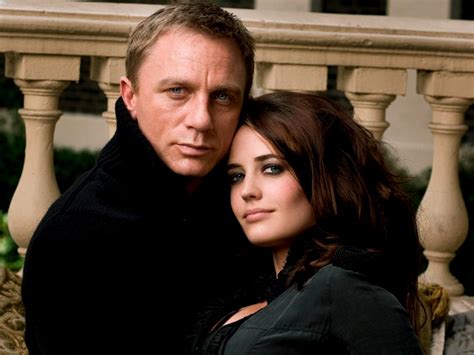 james bond casino royale cast.
